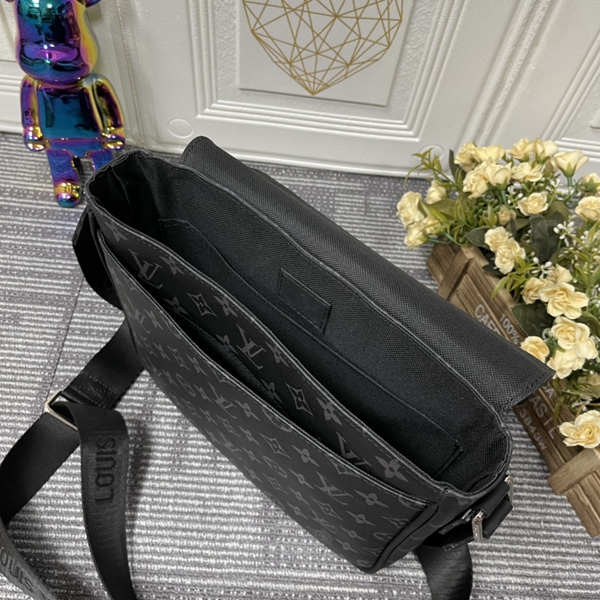 ルイヴィトンバッグ着用イメージ